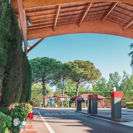 Camping La Pineda De Salou Hotel Bagian luar foto