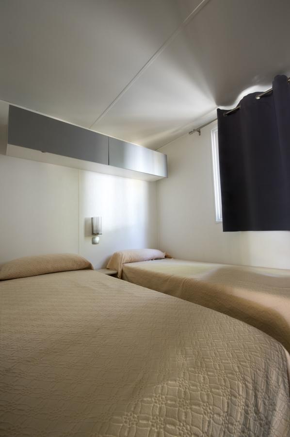 Camping La Pineda De Salou Hotel Bagian luar foto